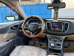 Chrysler 200